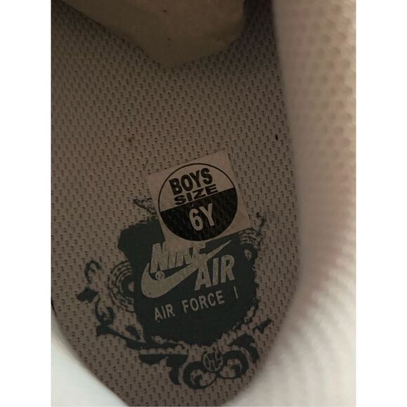 Air Force 1 LE (GS) 6Y White - Picture 11 of 11